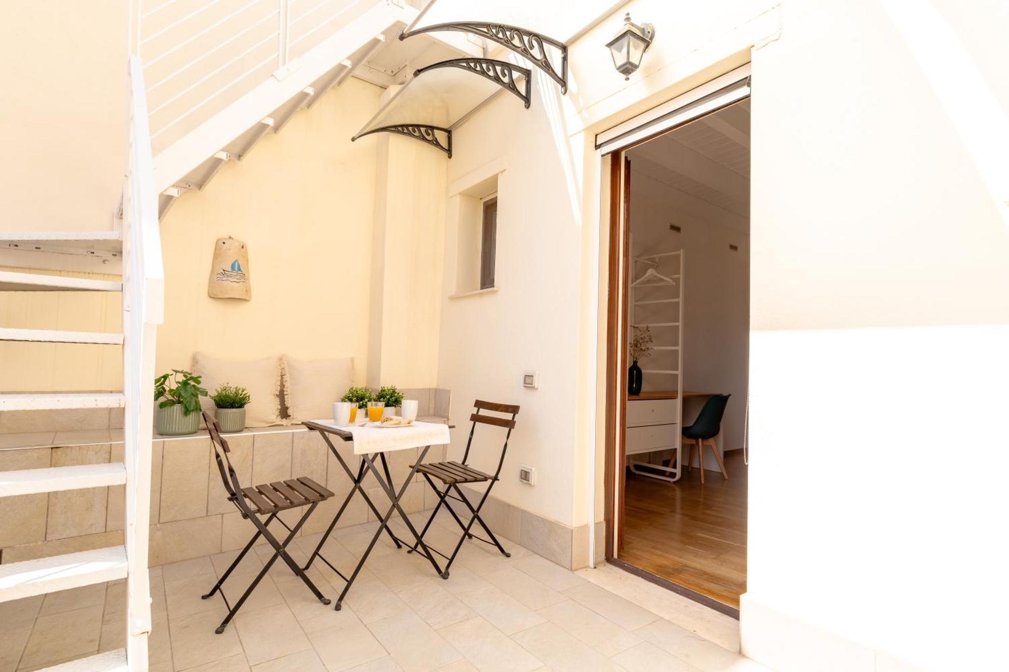 Domus De Silva - Appartamento In Centro Storico A Cagliari Exterior foto