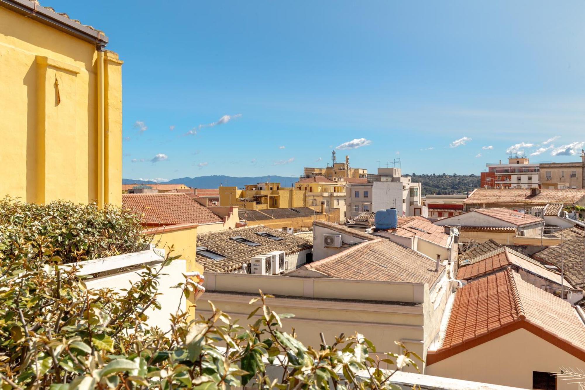 Domus De Silva - Appartamento In Centro Storico A Cagliari Exterior foto